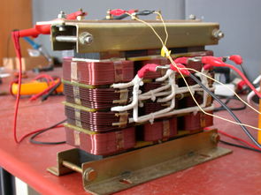 機械設計與制造 3kW三相穩壓逆變電源與HT3117純正弦逆變芯片技術解析